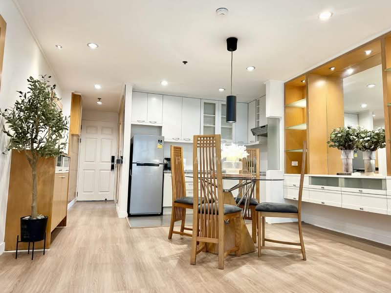The Royal Place 1, Bangkok, Rajdamri, Lumphini, Pathum Wan, Bangkok, 2 Bedrooms, 84 sqm, Condo For Rent, by Noppawan Ruangdech, 500441311 - DDproperty.com