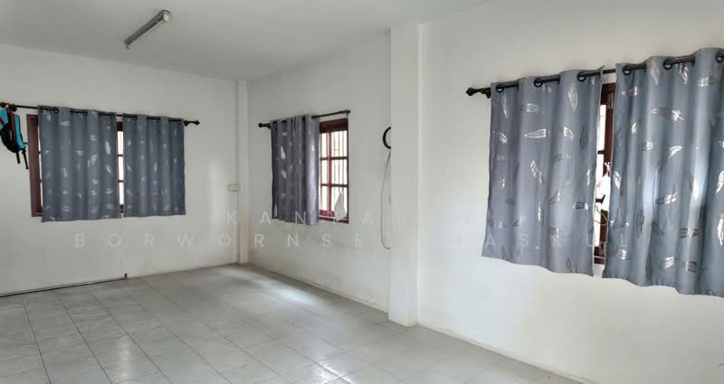 Baan Porthisan 8, Pathum Thani, Khlong Hok, Khlong Luang, Pathum Thani, 3 Bedrooms, 200 sqm, Single Detached House For Sale, by Kanyarak Borwornsetthaskul, 500441365 - DDproperty.com