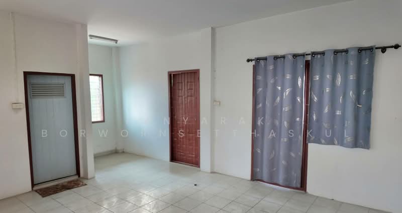 Baan Porthisan 8, Pathum Thani, Khlong Hok, Khlong Luang, Pathum Thani, 3 Bedrooms, 200 sqm, Single Detached House For Sale, by Kanyarak Borwornsetthaskul, 500441365 - DDproperty.com