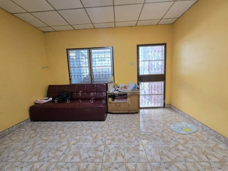 หมู่บ้านดาวเรือง, Pathum Thani, , Suan Pring Thai, Muang Pathum Thani, Pathum Thani, 2 Bedrooms, 110 sqm, Townhouse For Sale, by รัตนฉัตร์ ชยานันท์สิริภัค, 500441397 - DDproperty.com