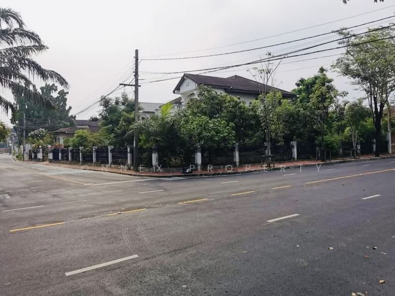 Ladawan Pinklao-Borommaratchachonnani, Bangkok, Borommaratchachonnani Road, Sala Thammasop, Thawi Watthana, Bangkok, 4 Bedrooms, 400 sqm, Single Detached House For Sale, by Connex Property, 500441436 - DDproperty.com