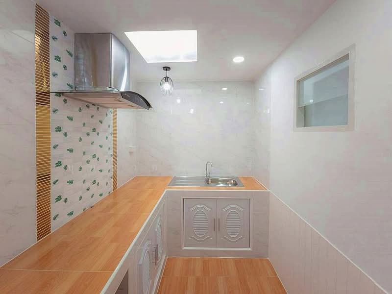 บ้านสวย 4 ห้องนอน หมู่บ้านพฤกษา 30 ถนนบ้านกล้วย– ไทรน้อย บางบัวทอง ใกล้เซ็นทรัล เวสเกต, นนทบุรี, บ้านกล้วย - ไทรน้อย, บางบัวทอง, นนทบุรี, 110 ตร.ม., ทาวน์เฮ้าส์ ขาย, โดย บุษบากร (เจี๊ยบ), 500441441 - DDproperty.com