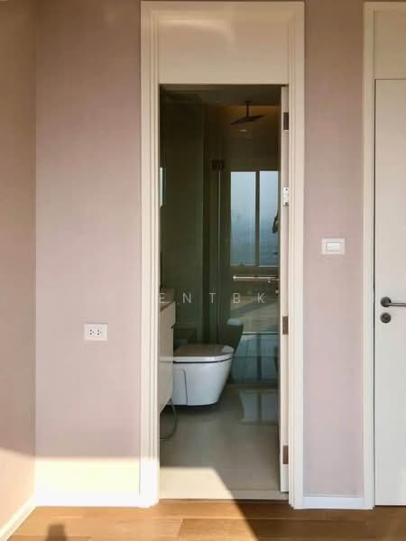 The Saint Residences Ladprao, Bangkok, 588 Vibhavadi-Rangsit Road, Jom Phon, Chatuchak, Bangkok, 1 Bedroom, 31 sqm, Condo For Rent, by Agentbkk, 500441442 - DDproperty.com