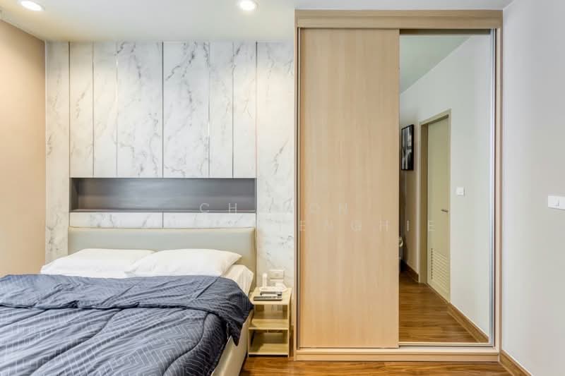 Plume Watcharaphon-Ekkamai, Bangkok, Soi Sukhaphiban 10, Sukhaphiban 5 Road, Tha Rang, Bang Khen, Bangkok, 2 Bedrooms, 170 sqm, Townhouse For Rent, by Chanon Phangchienghien, 500441449 - DDproperty.com