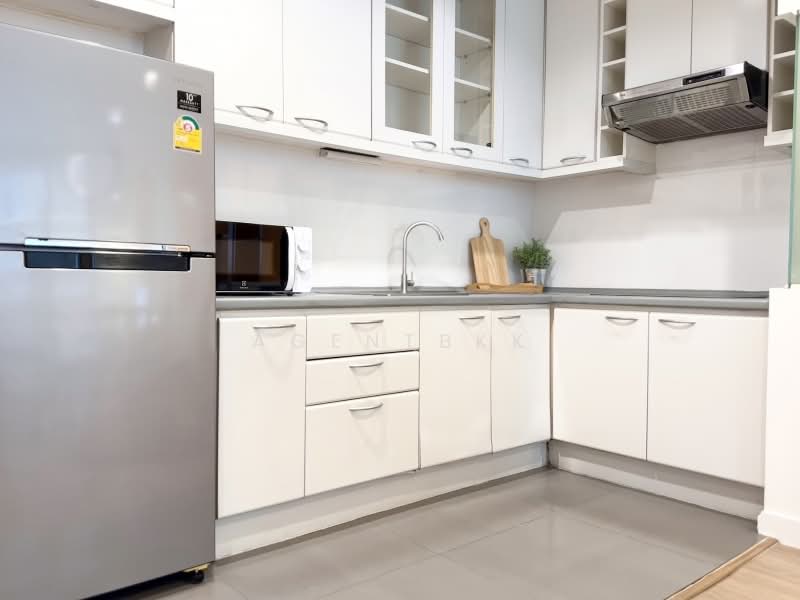 The Royal Place 1, Bangkok, Rajdamri, Lumphini, Pathum Wan, Bangkok, 2 Bedrooms, 84 sqm, Condo For Rent, by Agentbkk, 500441472 - DDproperty.com