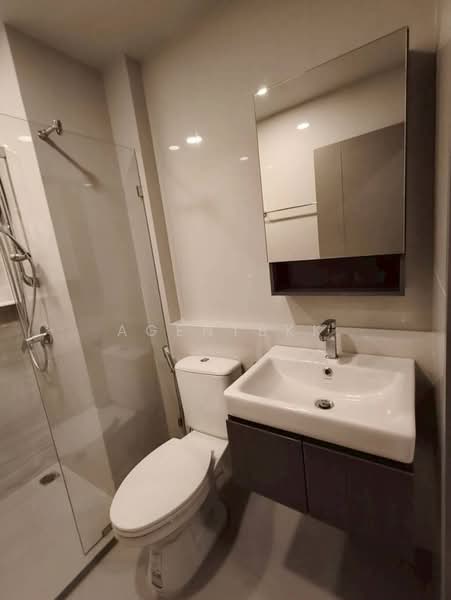 Aspire Onnut Station, Bangkok, Sukhumvit Road, Phra Kanong, Khlong Toei, Bangkok, 1 Bedroom, 32 sqm, Condo For Rent, by Agentbkk, 500441496 - DDproperty.com