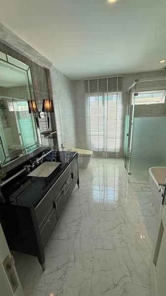 Nantawan Bangna Km.7, Samut Prakan, 98 Bangna-Trad Road, Bang Kaeo, Bang Plee, Samut Prakan, 4 Bedrooms, 338 sqm, Single Detached House For Rent, by Ratchanee Wongpongtham, 500441528 - DDproperty.com