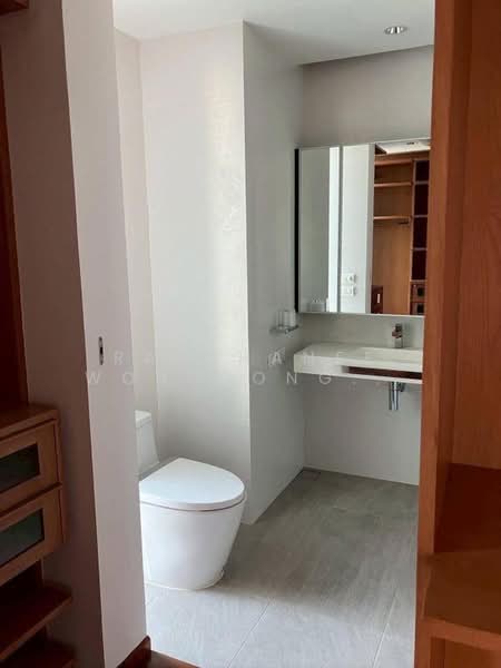 Ficus Lane, Bangkok, Soi Sukhumvit 44/1, Phra Kanong, Khlong Toei, Bangkok, 3 Bedrooms, 200 sqm, Condo For Rent, by Ratchanee Wongpongtham, 500441530 - DDproperty.com