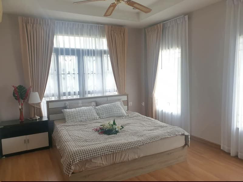 ให้เช่าบ้านเดี่ยวหลังใหญ่ หลังมุม ม.ปวีณวรรณ ใกล้ เจ ปาร์ค ศรีราชา, Chon Buri (Pattaya), Surasak, Si Racha, Chon Buri (Pattaya), 3 Bedrooms, 280 sqm, Single Detached House For Rent, by Dusit Saengfa, 500441535 - DDproperty.com