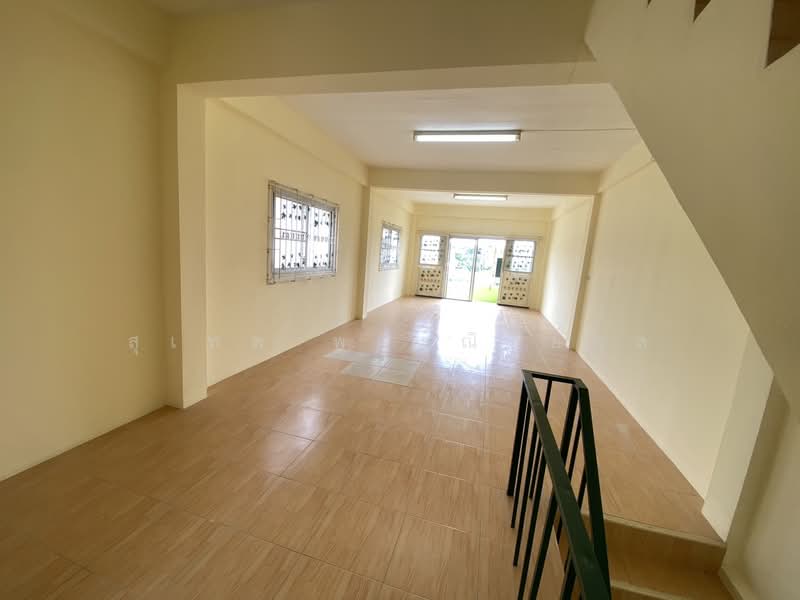 For Sale: Newly Renovated 2-Unit Shophouse Plearnjai 3 Project, Thap Ma, New Rayong Bus Terminal, Rayong, Thapma, Muang Rayong, Rayong, , 215 sqm, Shophouse For Sale, by สุเทพ พสุวณิชย์กุล, 500441552 - DDproperty.com