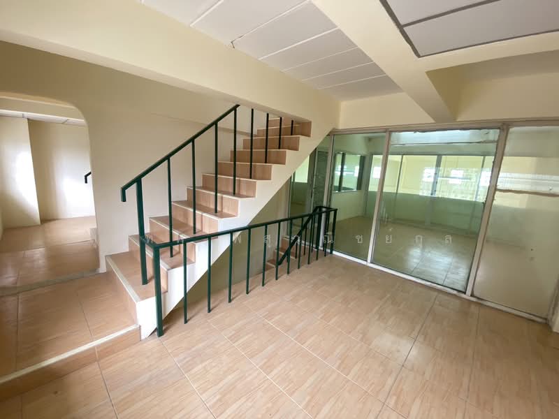 For Sale: Newly Renovated 2-Unit Shophouse Plearnjai 3 Project, Thap Ma, New Rayong Bus Terminal, Rayong, Thapma, Muang Rayong, Rayong, , 215 sqm, Shophouse For Sale, by สุเทพ พสุวณิชย์กุล, 500441552 - DDproperty.com