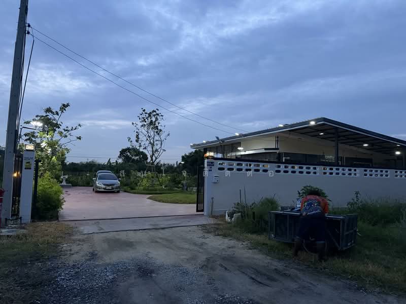 ขายบ้านเดี่ยวชั้นเดียว สไตล์โมเดิร์นลอฟท์ ตำบลบางแก้ว อำเภอเมืองฉะเชิงเทรา บ้านสวย พร้อมอยู่, Chachoengsao, Bang Kaeo, Muang Chachoengsao, Chachoengsao, 2 Bedrooms, 150 sqm, Single Detached House For Sale, by สนใจติดต่อ, 500441555 - DDproperty.com