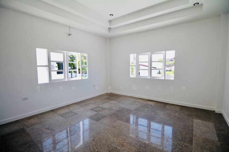 Renovated Single-Storey Detached House for Sale, 83 Sq. Wah, Near Rayong Bus Terminal 2, Rayong, Noen Phra, Muang Rayong, Rayong, 3 Bedrooms, 180 sqm, Single Detached House For Sale, by สุเทพ พสุวณิชย์กุล, 500441557 - DDproperty.com