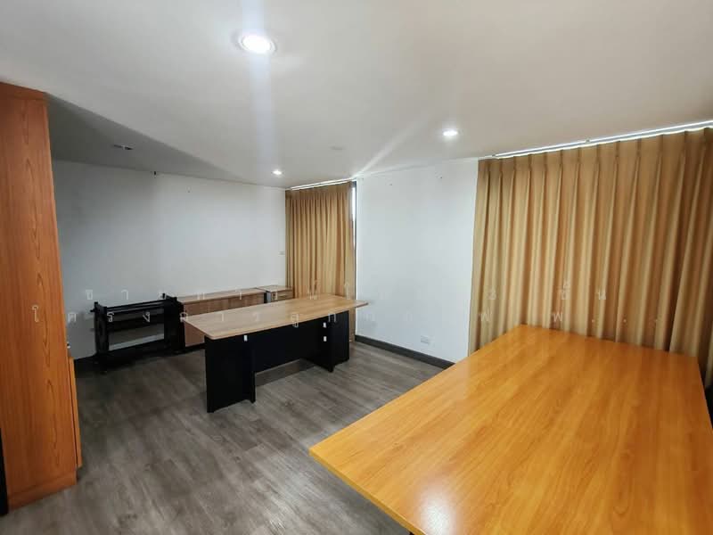 Baan Lukgolf : บ้านลูกกอล์ฟ, นนทบุรี, ซอย หมู่บ้านเมืองทองธานีโครงการลูกกอล์ฟ, บ้านใหม่, ปากเกร็ด, นนทบุรี, 170 ตร.ม., ทาวน์เฮ้าส์ ขาย, โดย คุณธงชัย, 500441564 - DDproperty.com