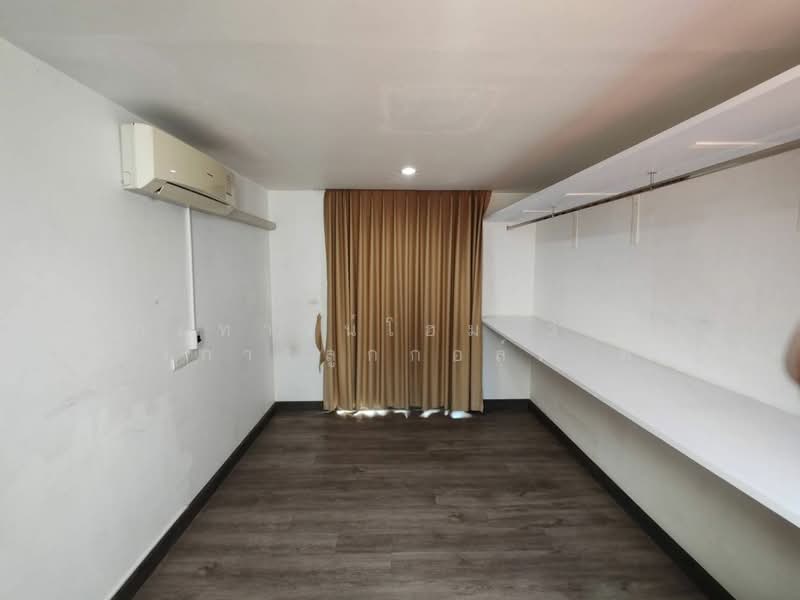 Baan Lukgolf, Nonthaburi, Soi Muang Thong Thani Village Lukgolf Project, Ban Mai, Pak Kret, Nonthaburi, 3 Bedrooms, 170 sqm, Townhouse For Sale, by คุณธงชัย, 500441564 - DDproperty.com