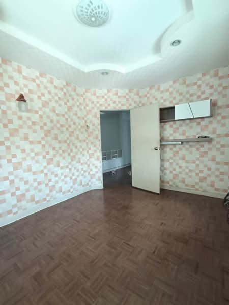 Lally Ville Srinakarin-Thepharak, Samut Prakan, Phraeksa, Muang Samut Prakarn, Samut Prakan, 4 Bedrooms, 144 sqm, Townhouse For Sale, by คุณโชค, 500441578 - DDproperty.com