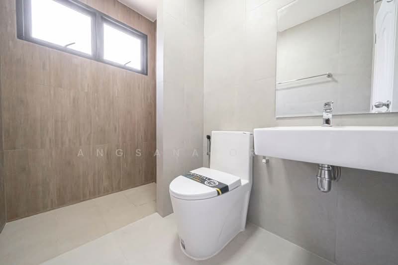 The Centro Watcharapol, Bangkok, Sukhaphiban 5 Road, O-Ngoen, Sai Mai, Bangkok, 3 Bedrooms, 217 sqm, Single Detached House For Sale, by Angsanaporn D, 500441585 - DDproperty.com