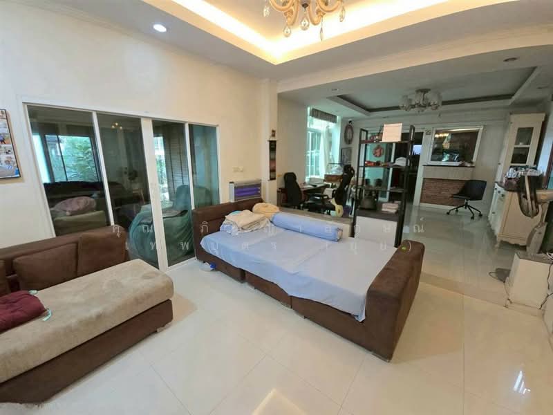 Warabodin Wongwaen-Lamlukka, Pathum Thani, Lamlukka Road, Lat Sawai, Lam Luk Ka, Pathum Thani, 5 Bedrooms, 450 sqm, Single Detached House For Sale, by คุณ ภิญญาลักษณ์ เทพบุตร (ยุ้ย), 500441589 - DDproperty.com