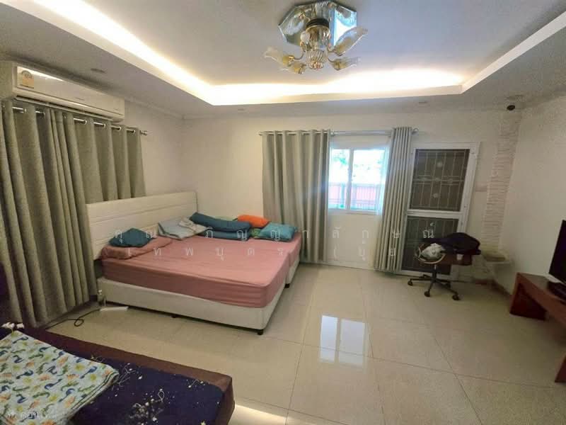 Warabodin Wongwaen-Lamlukka, Pathum Thani, Lamlukka Road, Lat Sawai, Lam Luk Ka, Pathum Thani, 5 Bedrooms, 450 sqm, Single Detached House For Sale, by คุณ ภิญญาลักษณ์ เทพบุตร (ยุ้ย), 500441589 - DDproperty.com