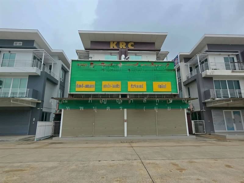 อาคารพาณิชย์ 3 ชั้น 92 ตร.ว. อาคารพาณิชย์ ตรงข้ามตลาดชัชวาล คลอง7, ปทุมธานี, ถนนเลียบคลอง7, บึงคำพร้อย, ลำลูกกา, ปทุมธานี, 700 ตร.ม., ตึกแถว-อาคารพาณิชย์ ขาย, โดย คุณ ภิญญาลักษณ์ เทพบุตร (ยุ้ย), 500441613 - DDproperty.com