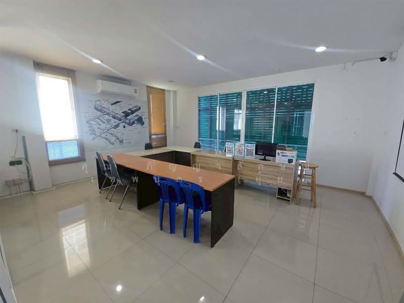 อาคารพาณิชย์ 3 ชั้น 92 ตร.ว. อาคารพาณิชย์ ตรงข้ามตลาดชัชวาล คลอง7, ปทุมธานี, ถนนเลียบคลอง7, บึงคำพร้อย, ลำลูกกา, ปทุมธานี, 700 ตร.ม., ตึกแถว-อาคารพาณิชย์ ขาย, โดย คุณ ภิญญาลักษณ์ เทพบุตร (ยุ้ย), 500441613 - DDproperty.com