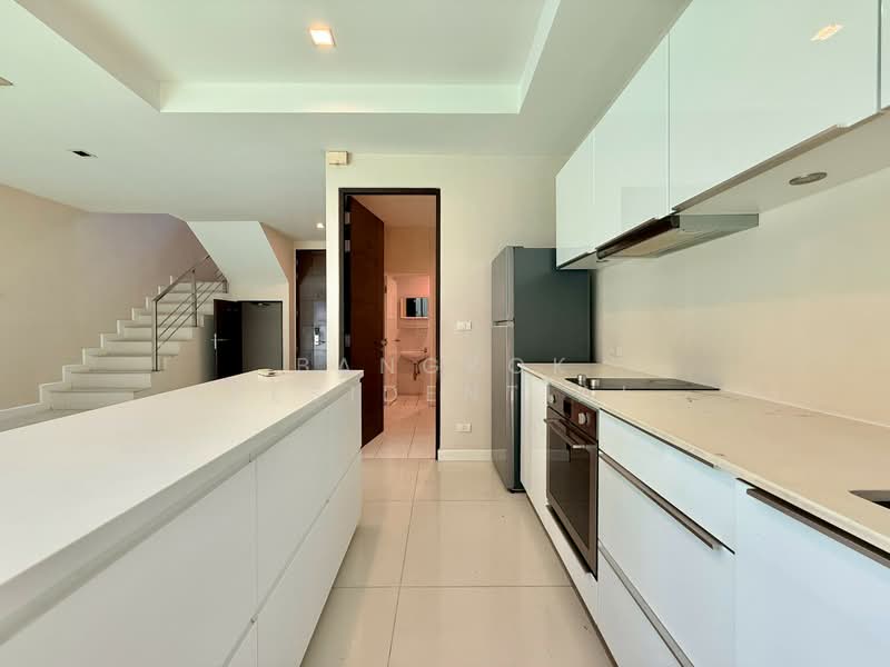 The Park Lane 22, Bangkok, 42 Soi Pridi Banomyong 45, Khlong Tan Nua, Watthana, Bangkok, 3 Bedrooms, 300 sqm, Townhouse For Rent, by Bangkok Residential, 500441615 - DDproperty.com