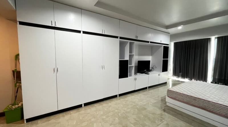 Sombat Pattaya Condotel, Chon Buri (Pattaya), 370 Phra Tam Nak 4 Alley, Nong Pru, Bang Lamung (Pattaya), Chon Buri (Pattaya), 1 Bedroom, 40 sqm, Condo For Sale, by PLC Real Estate, 500441636 - DDproperty.com