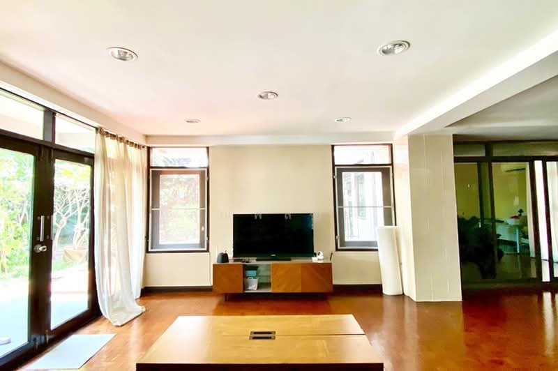 Moobaan Sena Niwet Project 1 : หมู่บ้านเสนานิเวศน์โครงการ 1, กรุงเทพ, ถนนเสนานิคม 1, จรเข้บัว, ลาดพร้าว, กรุงเทพ, 140 ตร.ม., บ้านเดี่ยว ขาย, โดย คุณพลอย, 500441662 - DDproperty.com