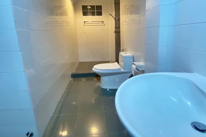 Moobaan Sena Niwet Project 1, Bangkok, Senanikom 1 Road, Chorake Bua, Lat Phrao, Bangkok, 4 Bedrooms, 140 sqm, Single Detached House For Sale, by คุณพลอย, 500441662 - DDproperty.com