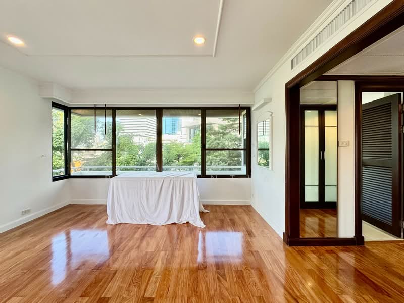 Mayfair Garden Apartment : เมย์แฟร์ การ์เดน อพาร์ทเมนท์, กรุงเทพ, 59 ซอย สุขุมวิท 16, คลองเตย, กรุงเทพ, 220 ตร.ม., อพาร์ทเมนท์ ให้เช่า, โดย Bangkok Residential, 500441664 - DDproperty.com