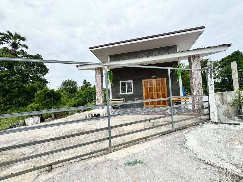 บ้านเดี่ยวนาป่า ชลบุรี, Chon Buri (Pattaya), Na Pa, Muang Chon Buri, Chon Buri (Pattaya), 1 Bedroom, 150 sqm, Single Detached House For Sale, by The Best Property นก, 500441666 - DDproperty.com
