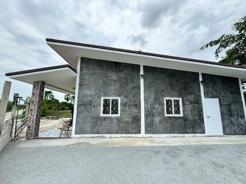 บ้านเดี่ยวนาป่า ชลบุรี, Chon Buri (Pattaya), Na Pa, Muang Chon Buri, Chon Buri (Pattaya), 1 Bedroom, 150 sqm, Single Detached House For Sale, by The Best Property นก, 500441666 - DDproperty.com
