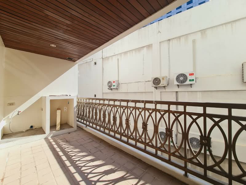 Mela Mansion : เมลา แมนชั่น, กรุงเทพ, ซอยสุขุมวิท 27, คลองเตยเหนือ, วัฒนา, กรุงเทพ, 250 ตร.ม., อพาร์ทเมนท์ ให้เช่า, โดย Bangkok Residential, 500441690 - DDproperty.com