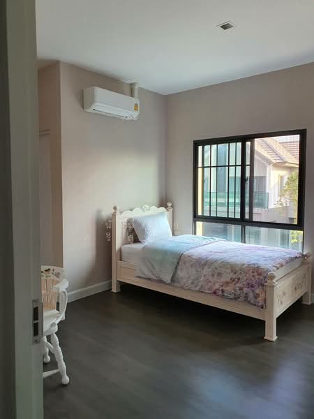 Bangkok Boulevard Sathorn-Pinklao 2, Nonthaburi, Bang Kruai-Chong Thanom Road, Mahasawat, Bang Kruai, Nonthaburi, 4 Bedrooms, 248 sqm, Single Detached House For Rent, by นันธิกา ศรีสุวรรณ, 500441698 - DDproperty.com