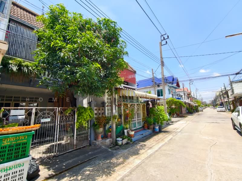Moobaan Sena Villa 84 : หมู่บ้าน เสนาวิลล่า 84, กรุงเทพ, คลองจั่น, บางกะปิ, กรุงเทพ, 115 ตร.ม., ทาวน์เฮ้าส์ ขาย, โดย HOMEPLUS REALTY - คุณจ๋า, 500441717 - DDproperty.com