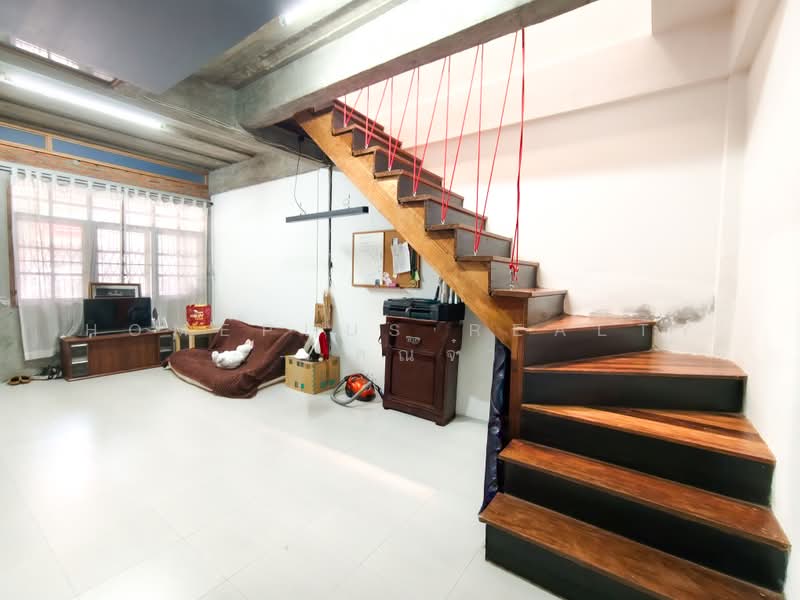 Moobaan Sena Villa 84 : หมู่บ้าน เสนาวิลล่า 84, กรุงเทพ, คลองจั่น, บางกะปิ, กรุงเทพ, 115 ตร.ม., ทาวน์เฮ้าส์ ขาย, โดย HOMEPLUS REALTY - คุณจ๋า, 500441717 - DDproperty.com