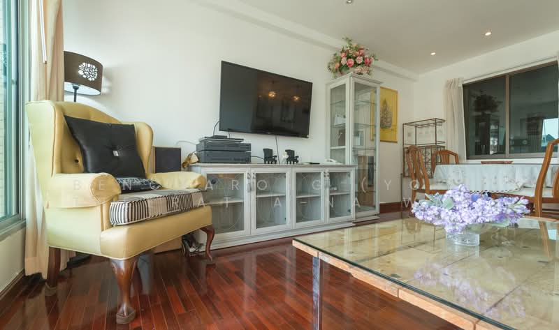Navin Court, Bangkok, 63 Soi Ruamrudee 3, Lumphini, Pathum Wan, Bangkok, 2 Bedrooms, 70 sqm, Condo For Rent, by Bencharong (Yok) Treerat-a-na-wat, 500441729 - DDproperty.com