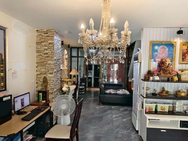 มวลชนธานี บางแวก, Bangkok, บางแวก, Bang Phai, Bang Khae, Bangkok, 3 Bedrooms, 100 sqm, Townhouse For Sale, by PhanThach Sotthipimonporn, 500441742 - DDproperty.com