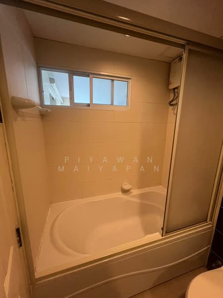 Lumpini Suite Sukhumvit 41 : ลุมพินี สวีท สุขุมวิท 41, กรุงเทพ, ซอยสุขุมวิท 41, คลองตันเหนือ, วัฒนา, กรุงเทพ, 52 ตร.ม., คอนโด ให้เช่า, โดย Piyawan Maiyapan, 500441748 - DDproperty.com