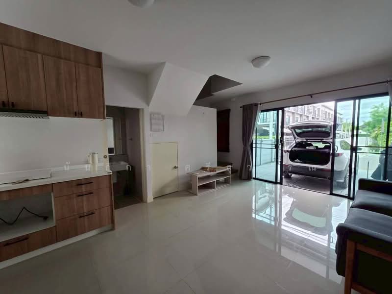 Baan Klang Muang Ratchaphruek-Rama 5, Nonthaburi, Soi Bang Phai 21, Nakhon In Road, Bang Phai, Muang Nonthaburi, Nonthaburi, 4 Bedrooms, 141 sqm, Townhouse For Sale, by นันธิกา ศรีสุวรรณ, 500441772 - DDproperty.com