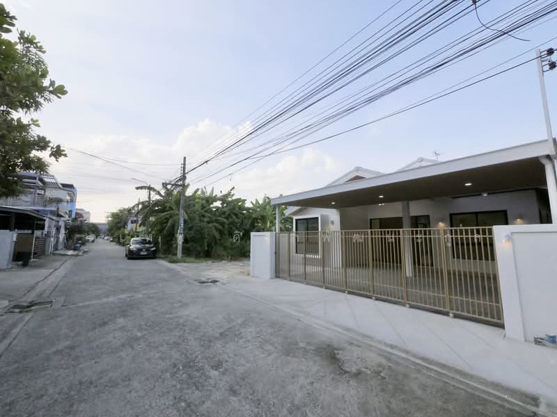 บ้านเดี่ยวชั้นเดียว รามคำแหง 136, Bangkok, รามคำแหง, Rat Phatthana, Saphan Sung, Bangkok, 3 Bedrooms, 103 sqm, Single Detached House For Sale, by ทัตเทพ ดิลกพัฒนะกูล, 500441777 - DDproperty.com