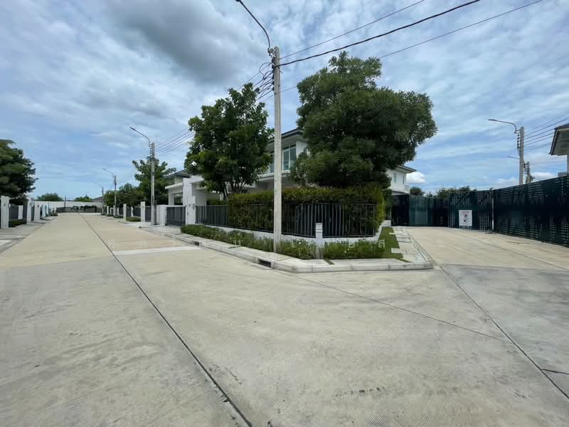 Mantana Ratchaphruek-Nakorn In, Nonthaburi, 90 Bang Kruai - Sai Noi Rd, Bang Len, Bang Yai, Nonthaburi, 3 Bedrooms, 158 sqm, Single Detached House For Sale, by ศุภวัฒน์ ไชยสาร, 500441803 - DDproperty.com
