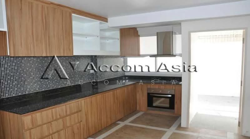 Home Office, Private Swimming Pool 3 Bedrooms House for Rent in Sukhumvit, Bangkok near BTS Thong Lo, กรุงเทพ, คลองตันเหนือ, วัฒนา, กรุงเทพ, 250 ตร.ม., บ้านเดี่ยว ให้เช่า, โดย Accom Asia, 500441816 - DDproperty.com