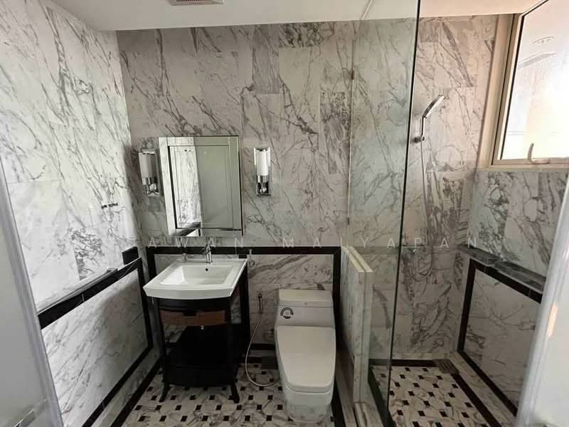 Royce Private Residences, Bangkok, 61 Soi Sukhumvit 31, Khlongtoei Nua, Watthana, Bangkok, 2 Bedrooms, 112 sqm, Condo For Rent, by Piyawan Maiyapan, 500441847 - DDproperty.com
