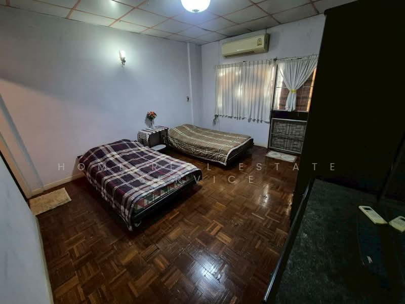 Sikharrin Village Ramkhamhaeng, Bangkok, Hua Mak, Bang Kapi, Bangkok, 5 Bedrooms, 200 sqm, Townhouse For Sale, by HOME Real Estate Service, 500441853 - DDproperty.com