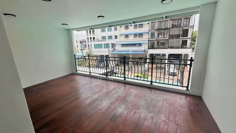 Home office Sukhumvit 62 Bangchak for Sale and rent( SPSEVE2120 ), Bangkok, สุขุมวิท 62, Bang Chak, Phra Khanong, Bangkok, , 420 sqm, Shophouse For Sale, by Khun EVE, 500441891 - DDproperty.com