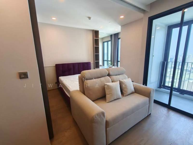 ASHTON Chula-Silom, Bangkok, Rama 4 Road, Si Phraya, Bang Rak, Bangkok, 1 Bedroom, 35 sqm, Condo For Rent, by Tanapat Jitwatcharakomol, 500441942 - DDproperty.com