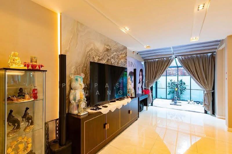 ขายบ้านขาดทุน หรูเกินราคา 25 M มีหลังเดียว 3 ชั้น The Ava residence สุขุมวิท-อ่อนนุช, Bangkok, On Nut, Suan Luang, Bangkok, 3 Bedrooms, 426 sqm, Single Detached House For Sale, by Prapassara Muangpin, 500441963 - DDproperty.com