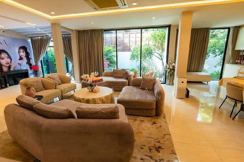 ขายบ้านขาดทุน หรูเกินราคา 25 M มีหลังเดียว 3 ชั้น The Ava residence สุขุมวิท-อ่อนนุช, Bangkok, On Nut, Suan Luang, Bangkok, 3 Bedrooms, 426 sqm, Single Detached House For Sale, by Prapassara Muangpin, 500441963 - DDproperty.com