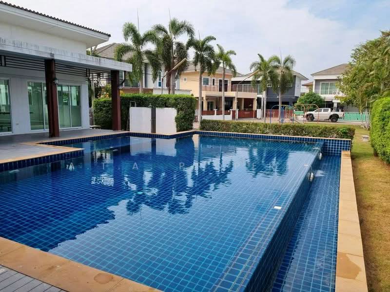 Crystal Plus ศรีราชา, Chon Buri (Pattaya), หนองยายบู่, Surasak, Si Racha, Chon Buri (Pattaya), 4 Bedrooms, 200 sqm, Single Detached House For Sale, by A.T.A. Property, 500442005 - DDproperty.com